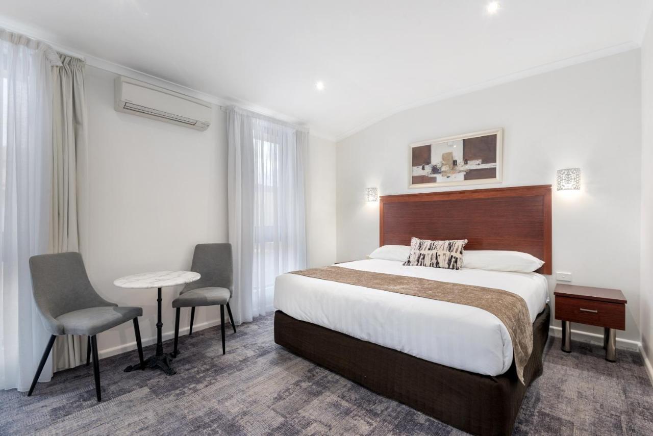 Comfort Inn Deakin Palms Mildura Exteriör bild