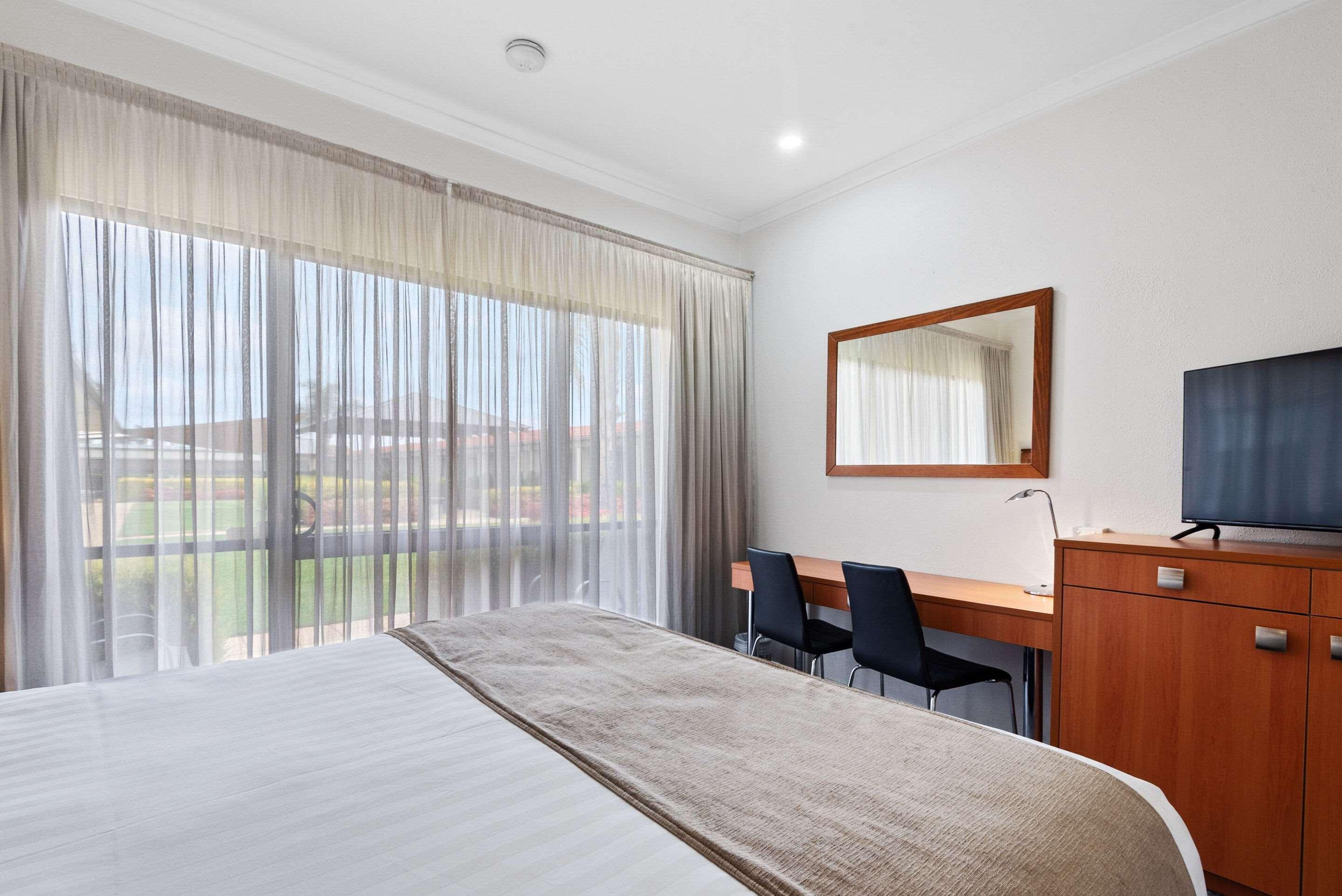 Comfort Inn Deakin Palms Mildura Exteriör bild